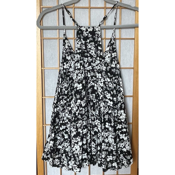 Express Black White Floral Strappy Tank Top Side Zip Medium - Picture 4 of 6